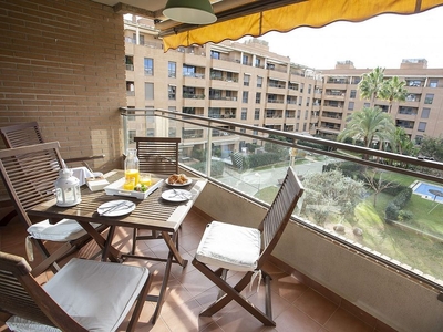 Piso en alquiler en calle De la Marina Baixa de 3 habitaciones con terraza y piscina