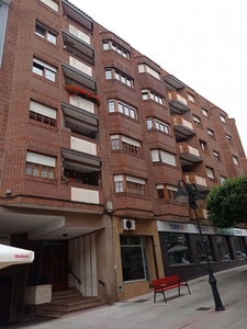 Venta de piso en Castrillón de 3 habitaciones con terraza y garaje