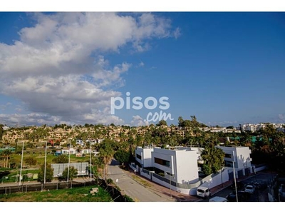 Casa adosada en venta en El Paraíso-Atalaya-Benamara