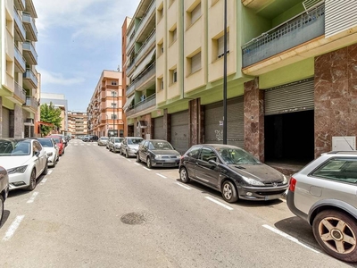 Local comercial Joan Coromines Reus Ref. 89821695 - Indomio.es