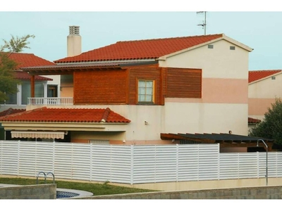 Venta Casa unifamiliar en Vía po polígono 7 Peníscola - Peñíscola. Buen estado con terraza 125 m²