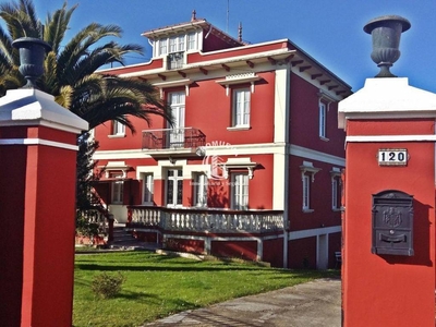 Venta Casa unifamiliar Pravia. Plaza de aparcamiento 450 m²