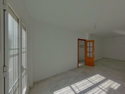 Venta de piso con terraza en Dos Hermanas (Pueblo), Centro - Doña Mercedes