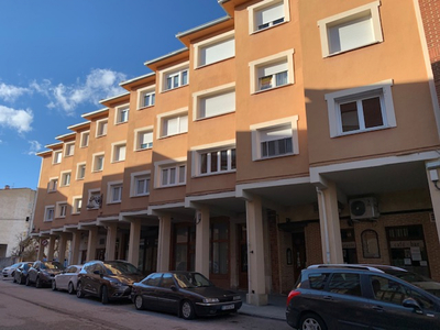 Venta de piso con terraza en Aguilar de Campoo
