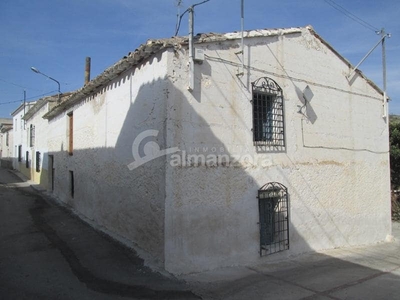 Casa en venta en Los Cerricos, Oria, Almería