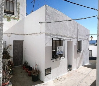 Casa en venta en Lucainena de las Torres, Almería