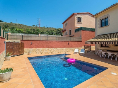 Chalet en venta en Castell d'Aro, Castell-Platja d'Aro, Girona