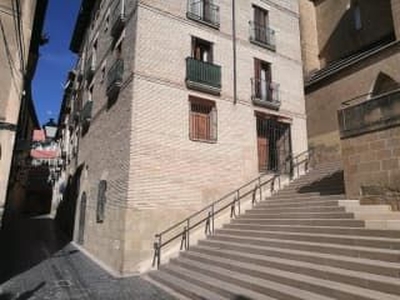 Local en venta en Huesca de 184 m²