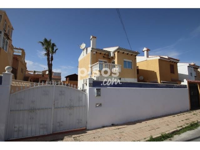 Casa pareada en venta en Calle de Puccini en La Siesta-El Salado-Torreta-El Chaparral por 145.000 €