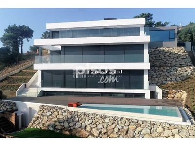 Chalet en venta en Calle Begur