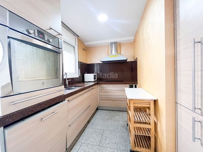 Alquiler casa adosada con 5 habitaciones amueblada con calefacción y aire acondicionado en Cerdanyola del Vallès