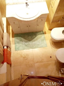 Alquiler piso con 2 habitaciones con ascensor, piscina, calefacción y aire acondicionado en Madrid