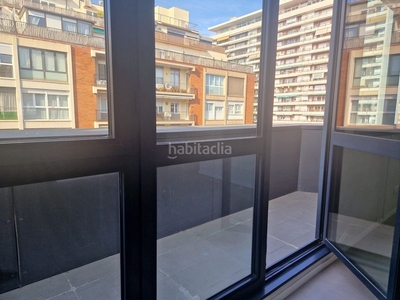 Alquiler piso con ascensor, calefacción y aire acondicionado en Barcelona