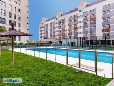 Alquiler piso piscina y trastero Madrid