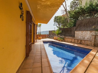 Apartamento precioso apartamento en 1ª planta con vistas al mar, piscina privada y cerca de la playa, en venta , sa riera en Begur