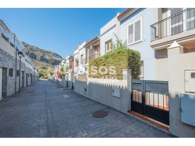 Casa adosada en venta en Calle Tejar