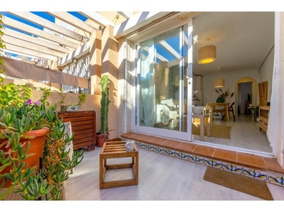 Casa de Pueblo en Venta en Villamartín, Alicante