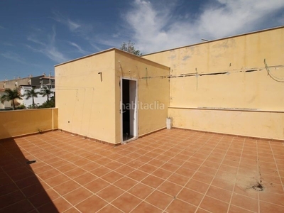 Casa pareada chalet adosado en venta en calle cristo de medinaceli, vélez-málaga, málaga en Vélez - Málaga