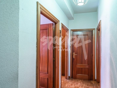 Piso con 3 habitaciones con ascensor en Opañel Madrid