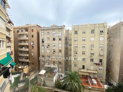 Piso con 3 habitaciones con ascensor en Sagrada Família Barcelona