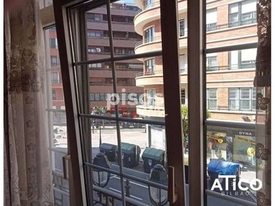 Piso en venta en Alameda de Urquijo, cerca de Plaza Indautxu