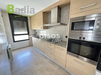 Piso en venta en Carrer de la Bassa, cerca de Carrer M