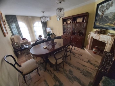 Piso en venta en Zona Puerto Deportivo, Fuengirola, Málaga