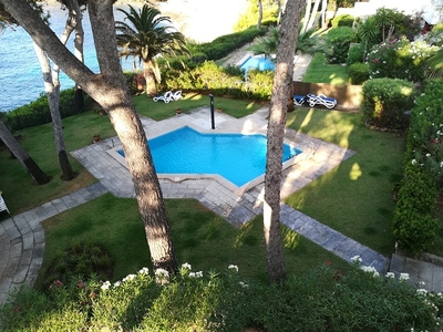 Venta de piso con piscina y terraza en PORT D'ANDRATX