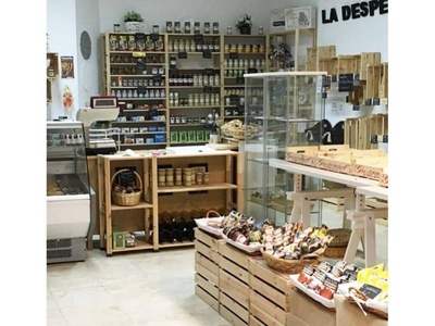Local comercial Calle LINARES Valladolid Ref. 90421695 - Indomio.es