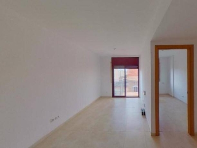 Venta Piso Tarragona. Piso de tres habitaciones en Calle Seis. Tercera planta