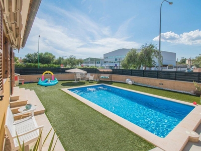 Alquiler Casa unifamiliar Marratxí. Con terraza 360 m²