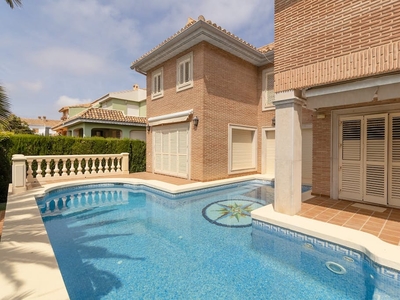 Alquiler de casa con terraza en Puig, Platja del Puig