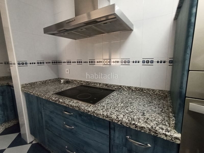 Alquiler piso con 3 habitaciones con aire acondicionado en Sevilla