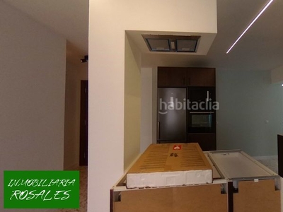 Alquiler piso con 3 habitaciones con ascensor y parking en Málaga
