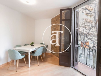 Alquiler piso de alquiler temporal de 2 habitaciones a un paso de la sagrada familia en Barcelona