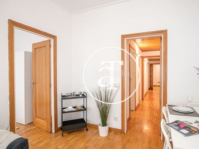 Alquiler piso de alquiler temporal de 3 habitaciones a un paso de la sagrada familia en Barcelona
