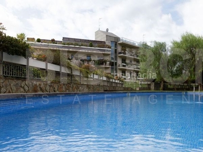 Alquiler piso en carrer de balsareny 1 fantástico complejo residencial con piscina comunitaria en Barcelona