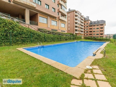 Alquiler piso piscina y terraza Oviedo