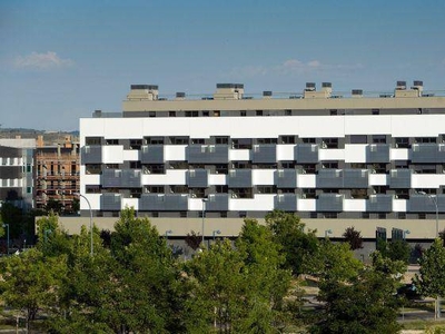 Alquiler Piso Torrejón de Ardoz. Piso de una habitación en Av Joan Miro 1. Nuevo