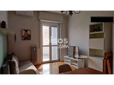 Apartamento en alquiler en Calle del Duque de Gaeta, 26