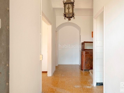 Casa en venta , con 140 m2 y 4 habitaciones y 1 baños. en Sant Cugat del Vallès