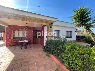 Chalet en venta en Carrer Ginjoler