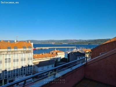 Disfruta de terraza con vistas al mar