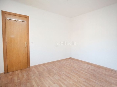 Piso bonito piso en carrer amapolas en Pubilla Cases Hospitalet de Llobregat (L´)