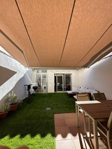 Piso con 3 habitaciones amueblado con calefacción y aire acondicionado en Mataró