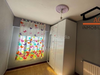 Piso con 3 habitaciones con ascensor y calefacción en Leganés