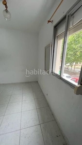 Piso con 3 habitaciones en San Diego Madrid