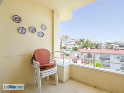 Piso en alquiler en Torremolinos de 65 m2