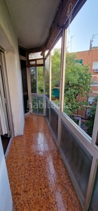 Piso en calle de francisco garcía 19 piso con 3 habitaciones amueblado con ascensor y calefacción en Madrid