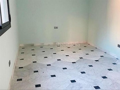 Piso en sector sur - la palmera - reina mercedes Sevilla